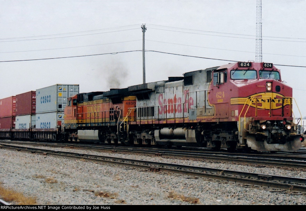 BNSF 624 East